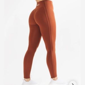 Alphalete Pulse Kinetic Leggings